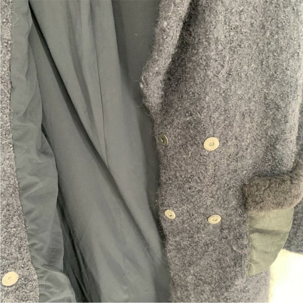 Elie Tahari Boucle Wool Coat - Picture 4 of 7